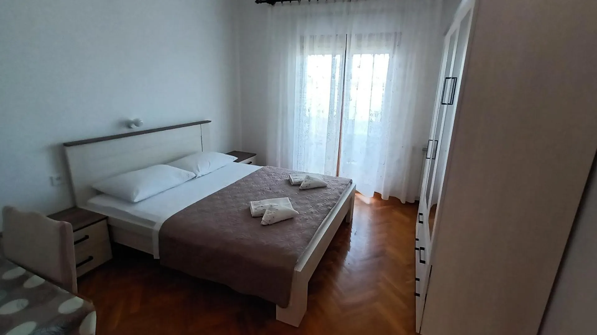 Dexi Rab Apartment Banjol 0*,