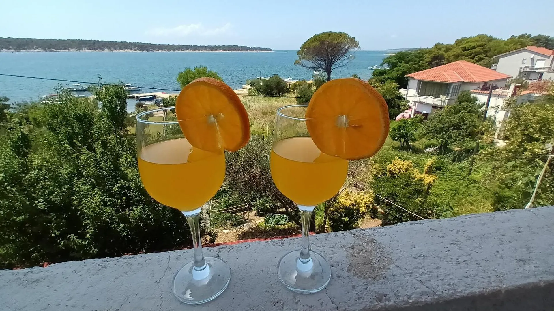 Dexi Rab Apartment Banjol Croatia